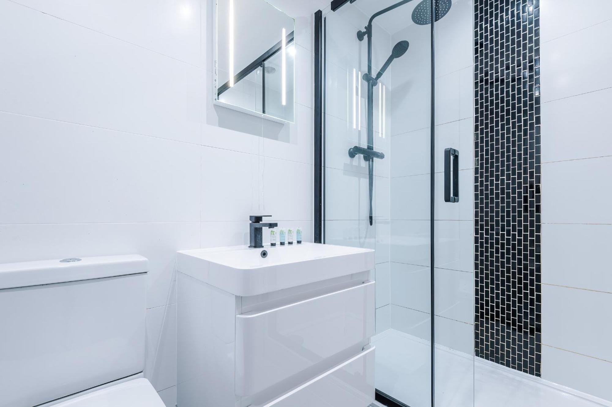 Charles House Serviced Apartments Preston  Exteriör bild